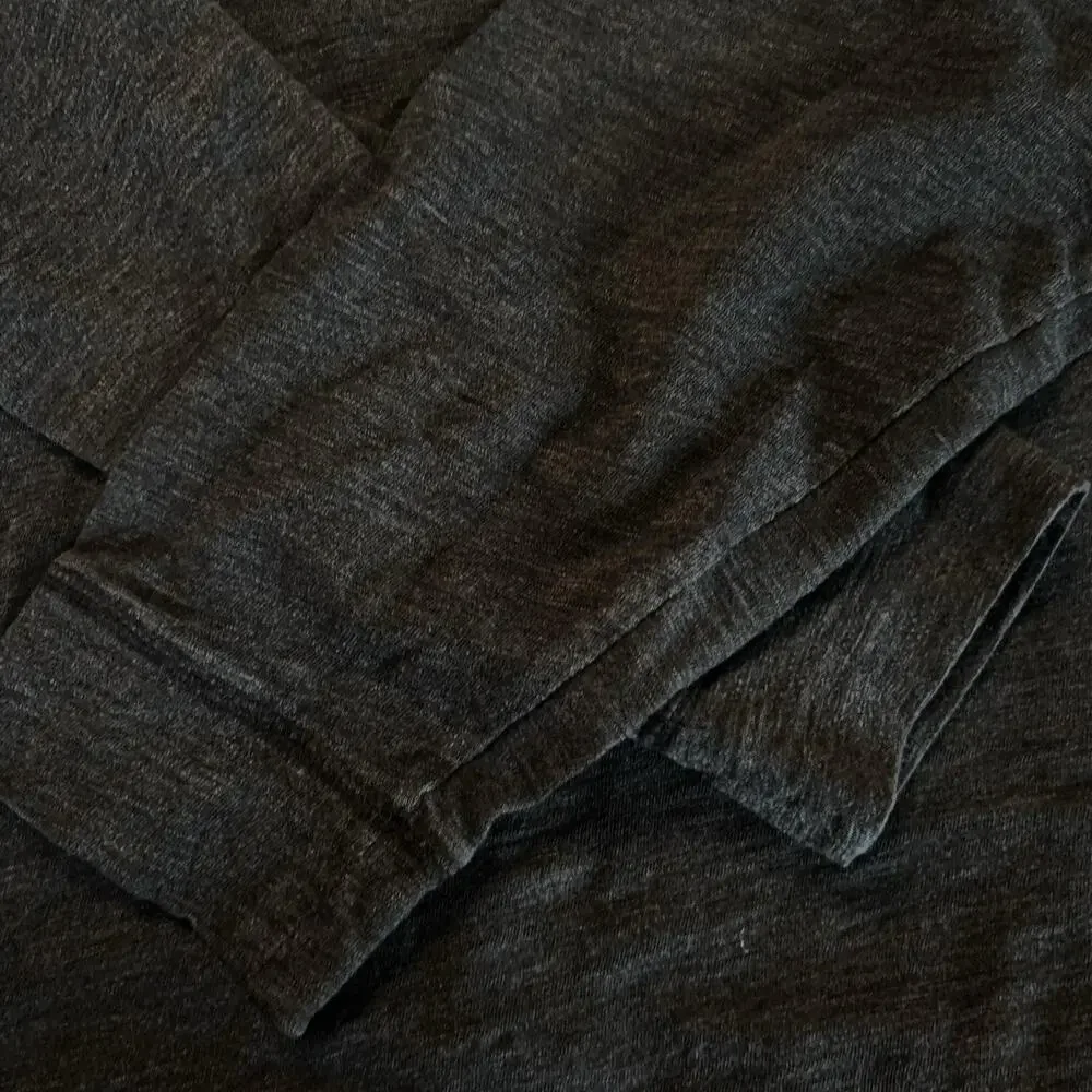Banana Republic Sweatshirt Mens XL Gray Crewneck Pullover Tagless Knit Casual